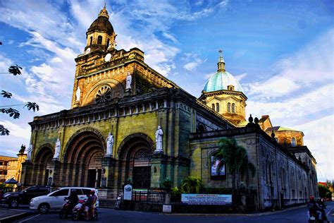 10 Places to Stay Near Manila Cathedral .